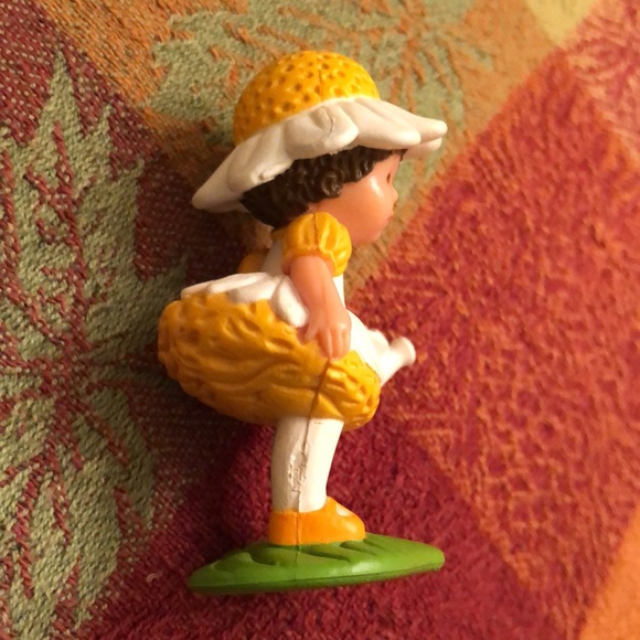 NIB Vintage 1983 Avon Products Daisy Dreamer Mini Blossom  Doll - Picture 5 of 16